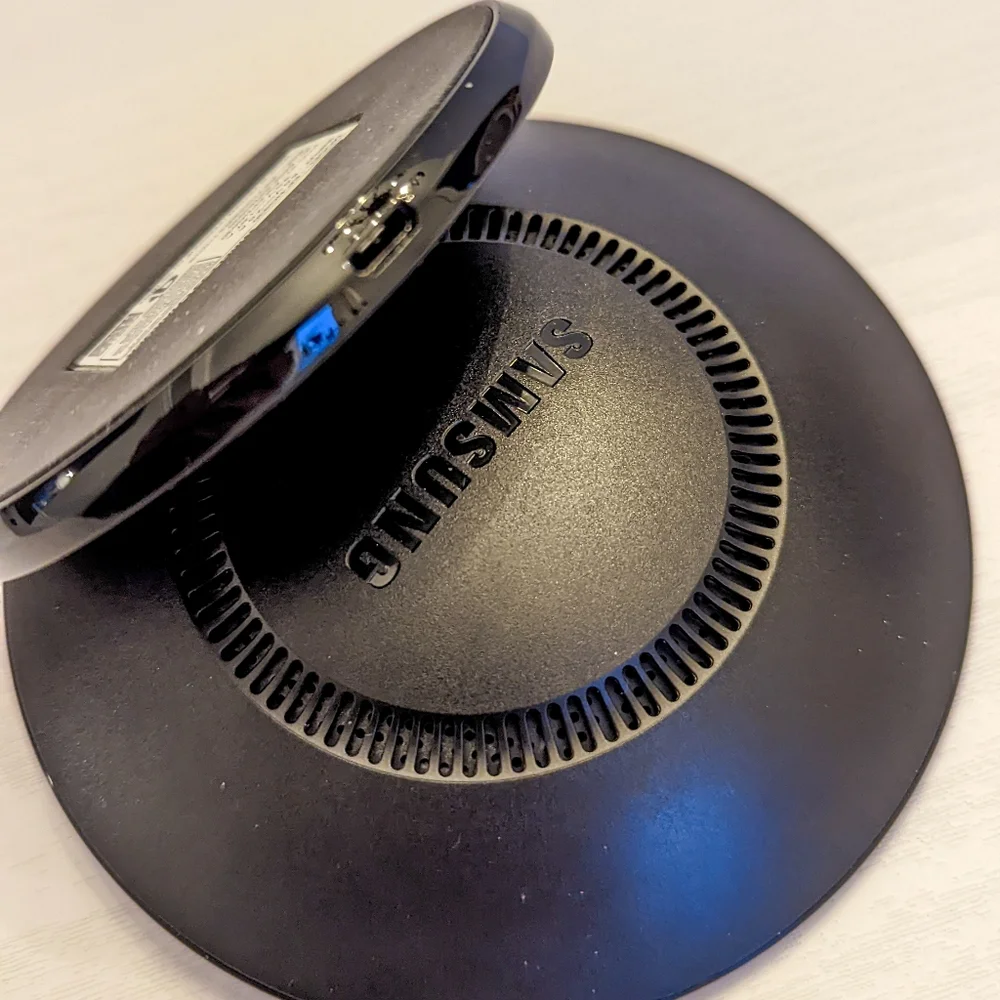 Samsung Wireless Fast Charge Charger EP-NG930